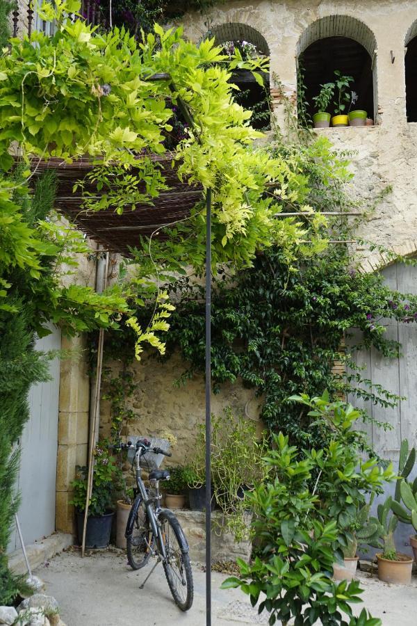 Can Tando Restored Catalan Old Barn To Enjoy Peaceful Rural Simplicity Sant Jordi Desvalls Экстерьер фото